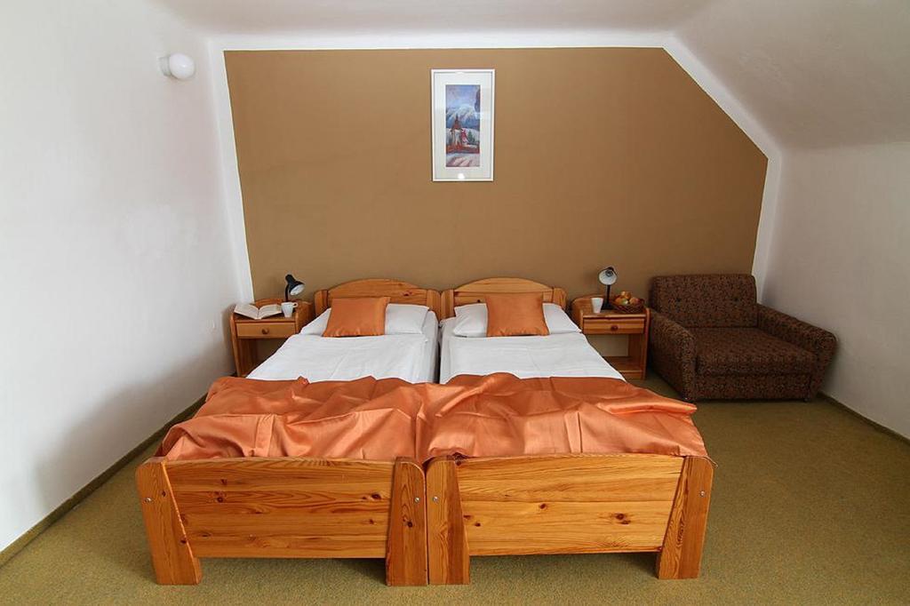 Penzion Karpatia Vysoké Tatry Buitenkant foto